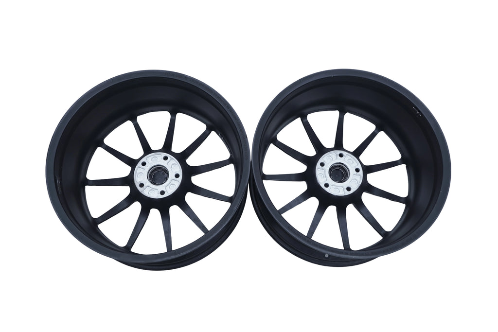 Lamborghini Urus Pirelli Tyres 23 Inch Wheels Rims Black OEM 4ML601025DC - 4ML601025DD