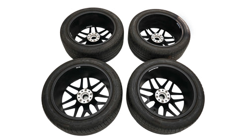 22" AMG Mercedes AMG G63 G550 AMG Wheels Rims with Tyres Black OEM A4634012000