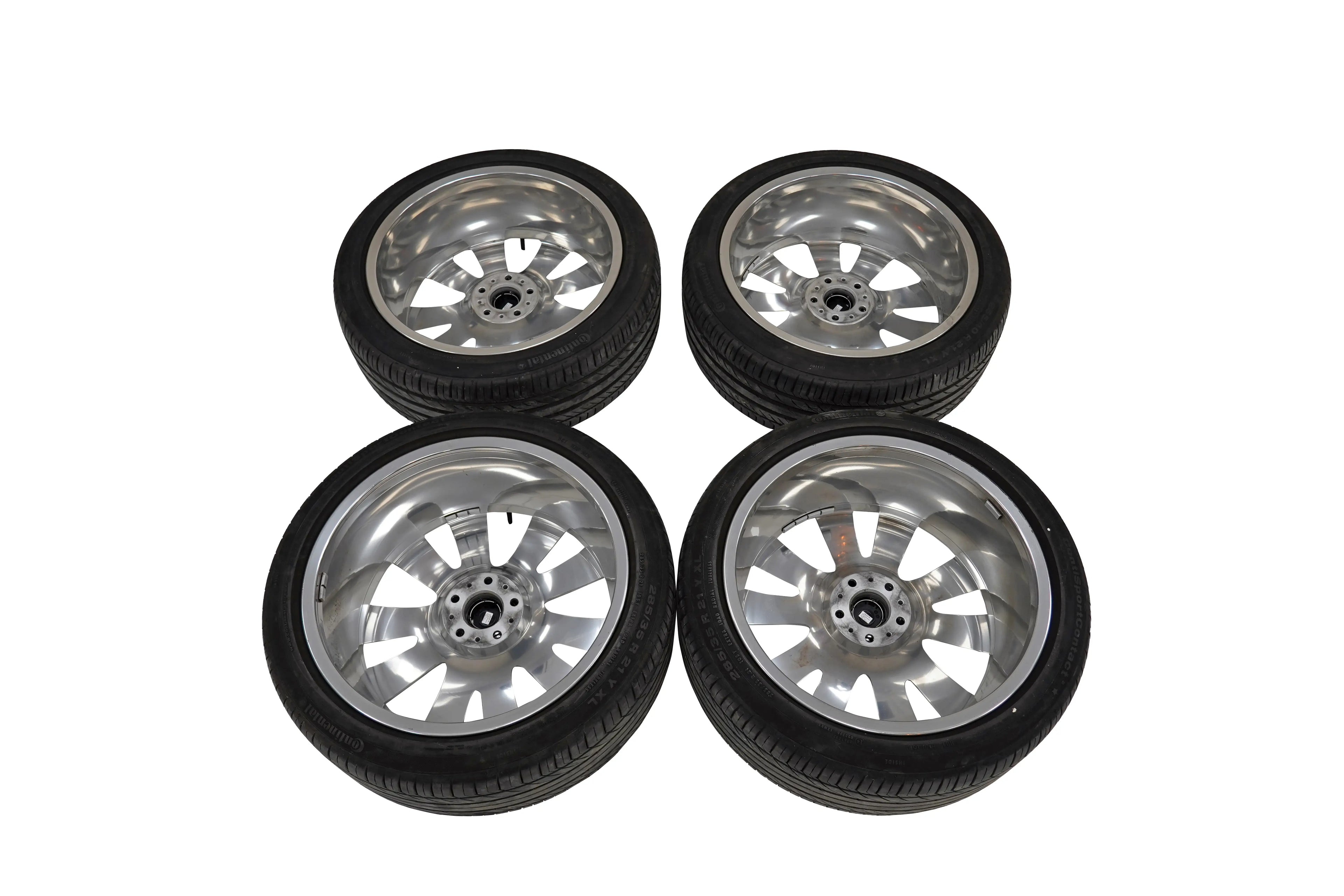 Rolls Royce Wraith & Dawn Original Tires Set with Wheels Rims and Bolts Set Black OEM 6864987 6864988